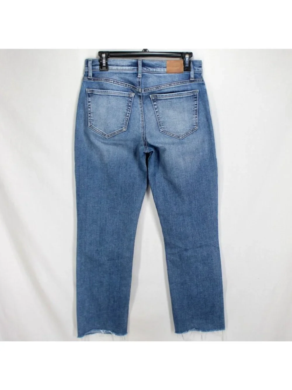 Level 99 Jeans Womens Size 27 Medium Wash Blue Denim Raw Hems Straight Leg
